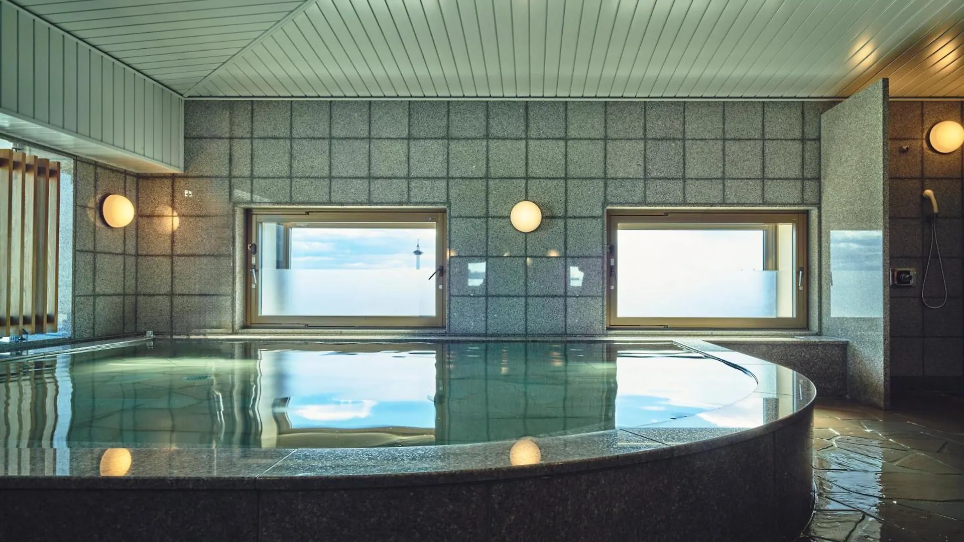 Holiday Inn Kyoto Gojo